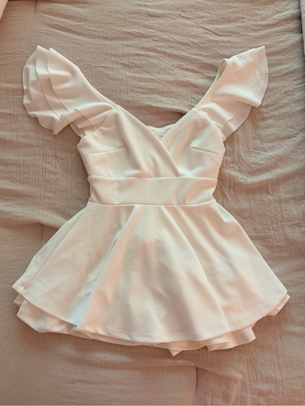 White Romper (XS)